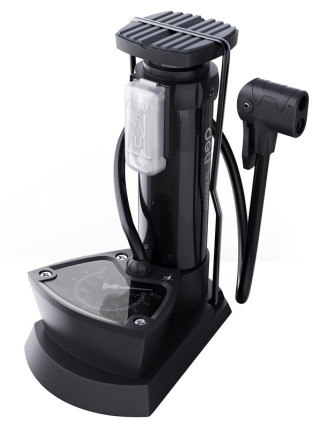 DELI τρόμπα ποδιού DL880003 με μανόμετρο, 140PSI, μαύρη DELI τρόμπα ποδιού DL880003 με μανόμετρο, 140PSI, μαύρη