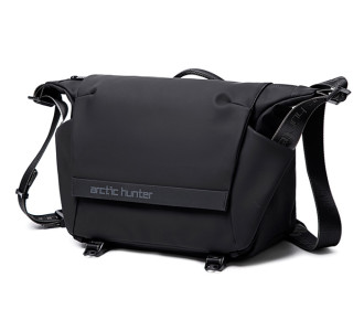 ARCTIC HUNTER τσάντα ώμου K00152 με θήκη tablet, 13L, μαύρη ARCTIC HUNTER τσάντα ώμου K00152 με θήκη tablet, 13L, μαύρη