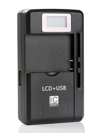 POWERTECH φορτιστής μπαταρίας κινητών QC64 με οθόνη, USB, μαύρος